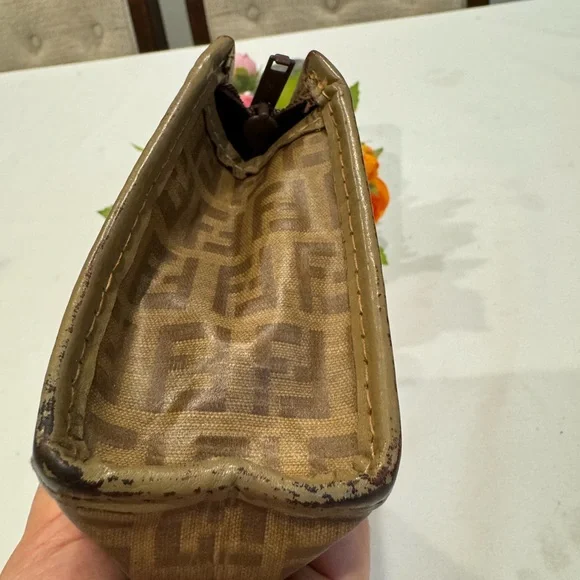 Authentic Fendi vintage pouch - Picture 3 of 10